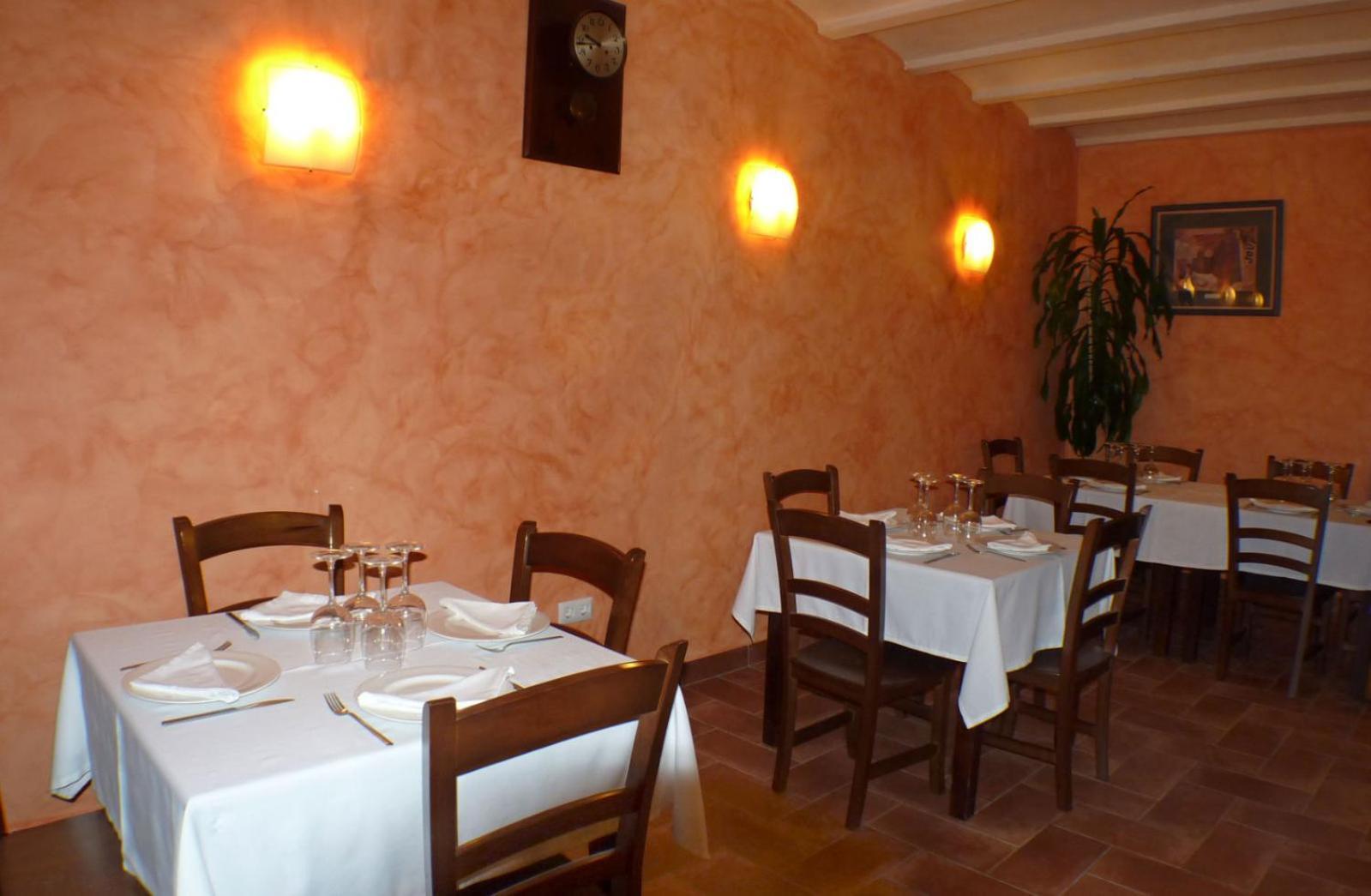 Hostal La Fuente Buera Eksteriør bilde
