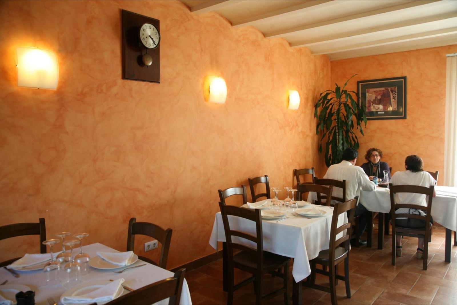 Hostal La Fuente Buera Eksteriør bilde