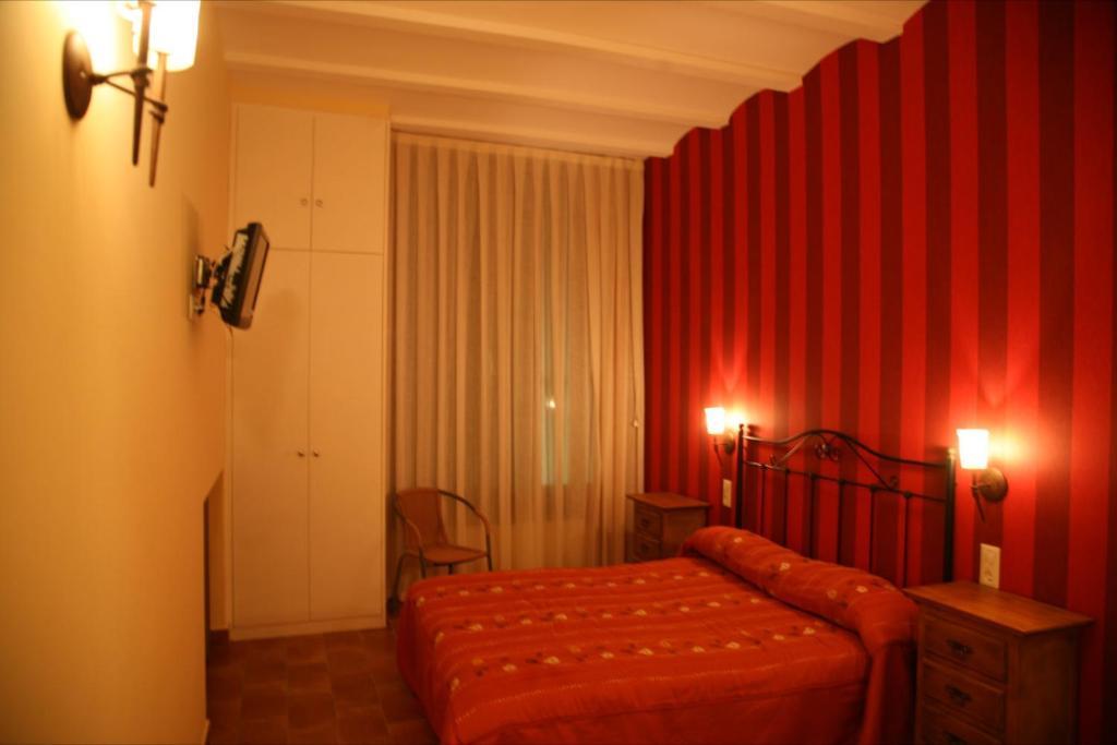 Hostal La Fuente Buera Eksteriør bilde